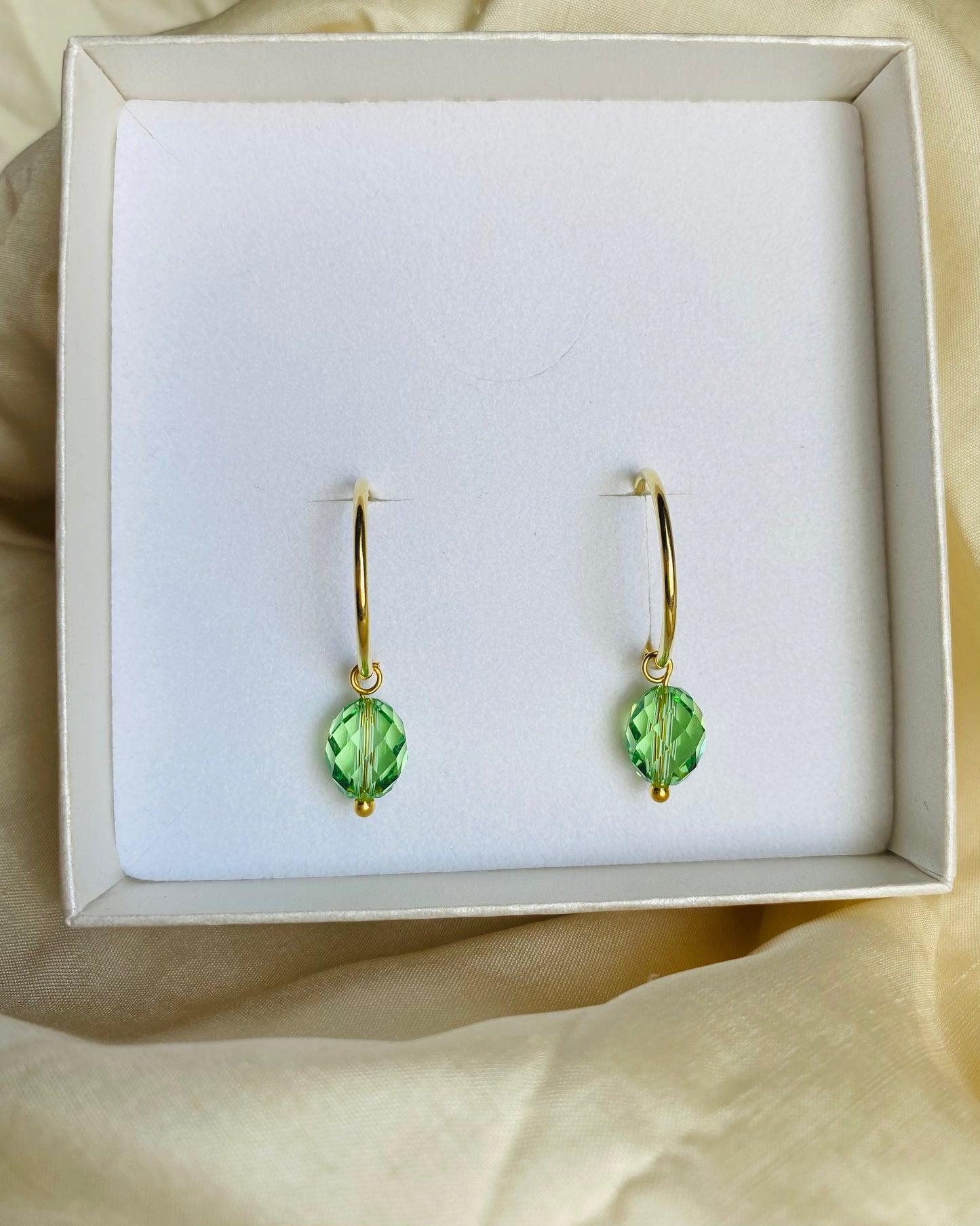 Hoop earrings with crystal beads, gold-plated sterling silver