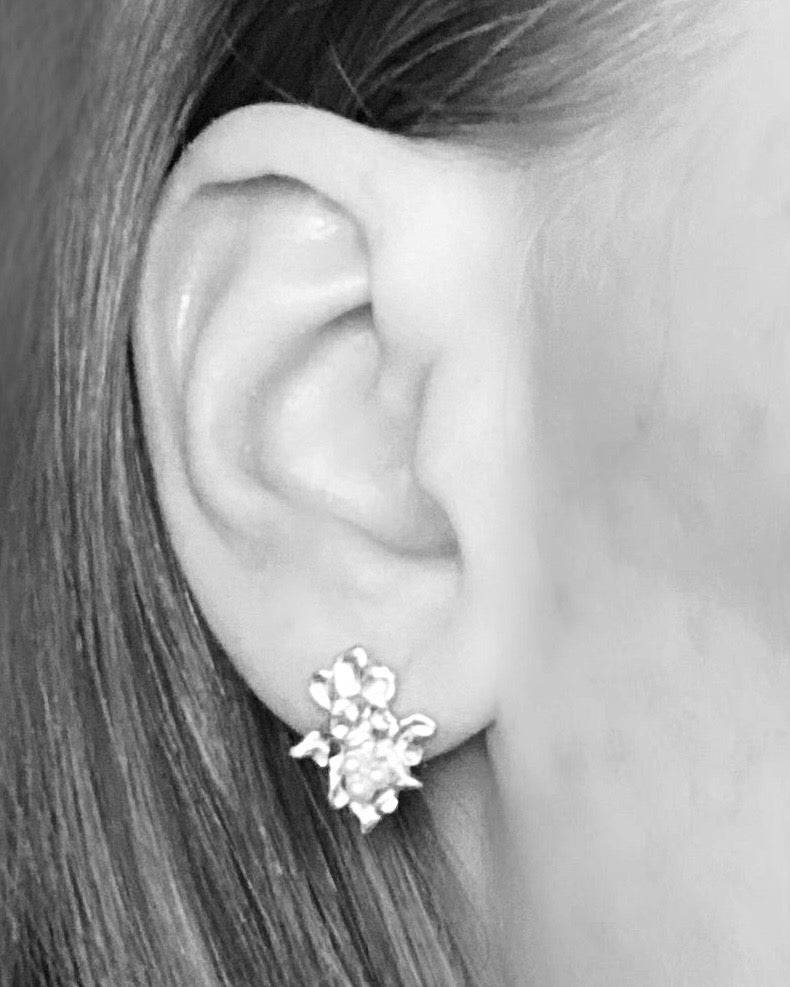 Midsummer, peach, stud earrings