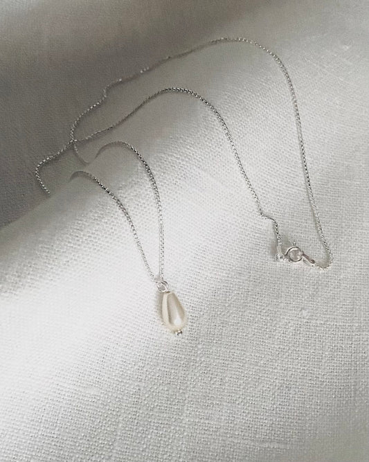 Pärlhänge och kedja i sterlingsilver