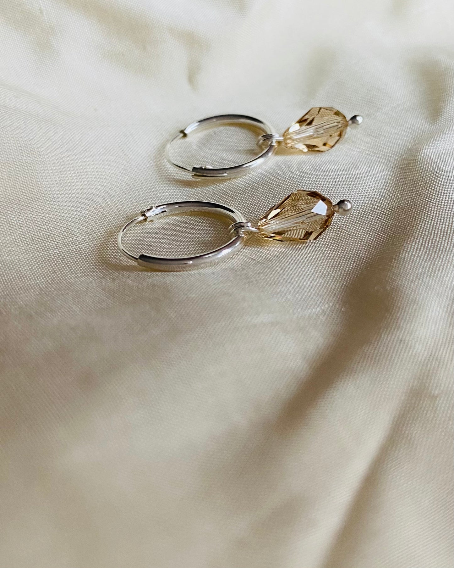 Örhängen med kristallpärlor, sterlingsilver