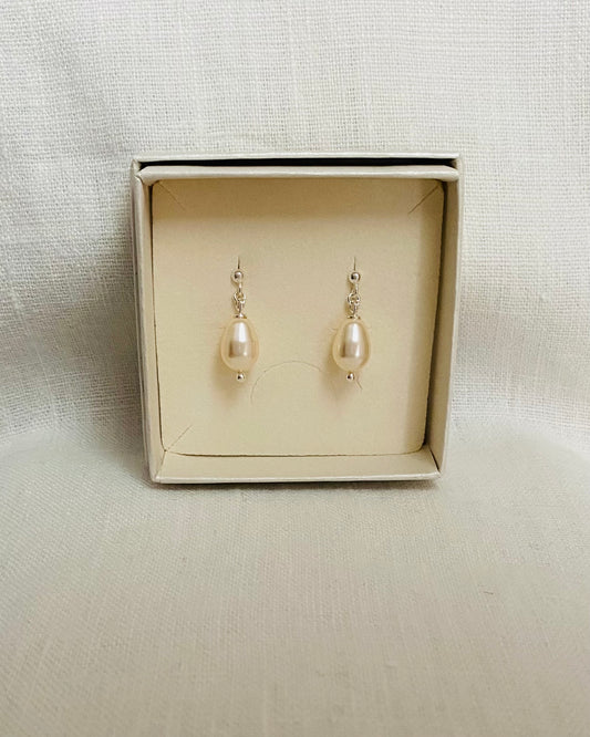 Stud earrings with a pearl drop, sterling silver