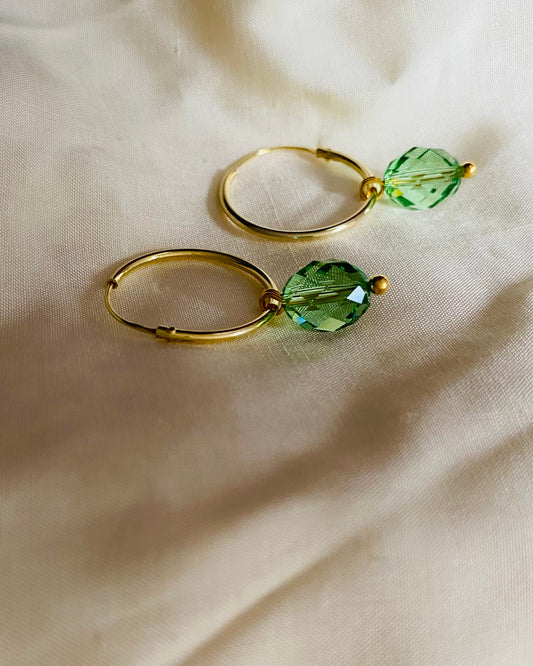 Örhängen med kristallpärlor, förgyllt sterlingsilver