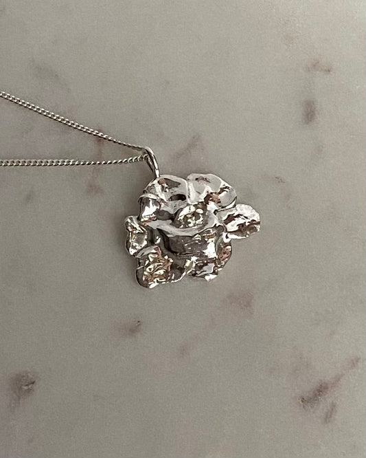 Midsommarros, hänge, silver