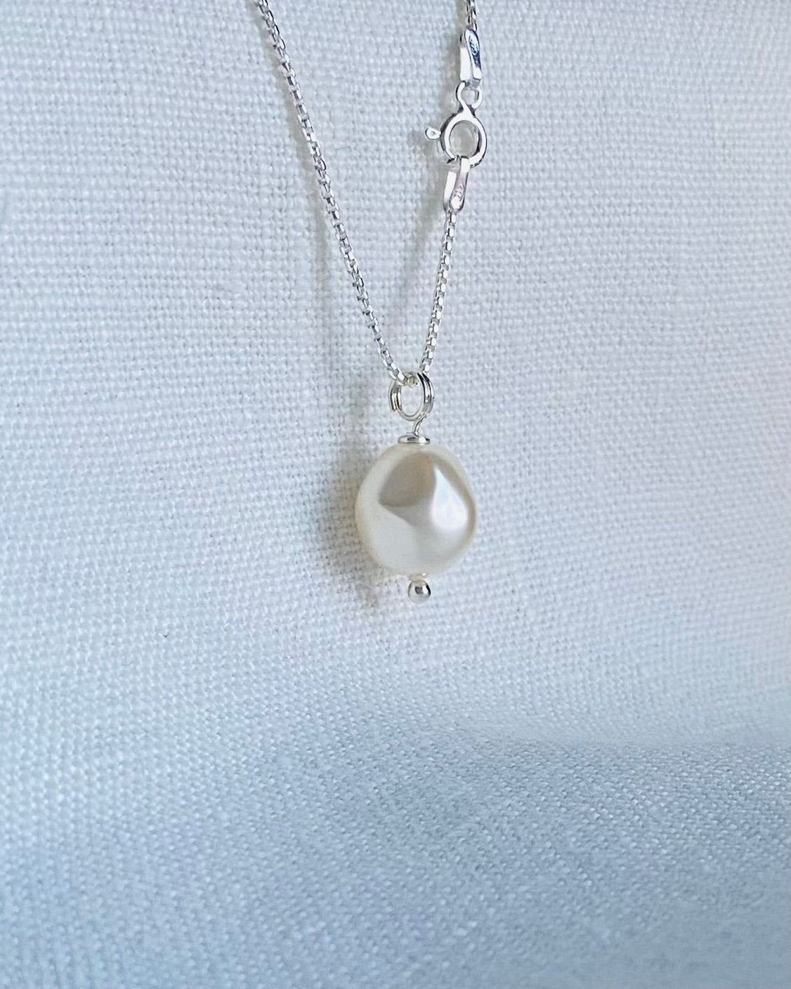 Barockpärlhänge och 45 cm kedja, silver